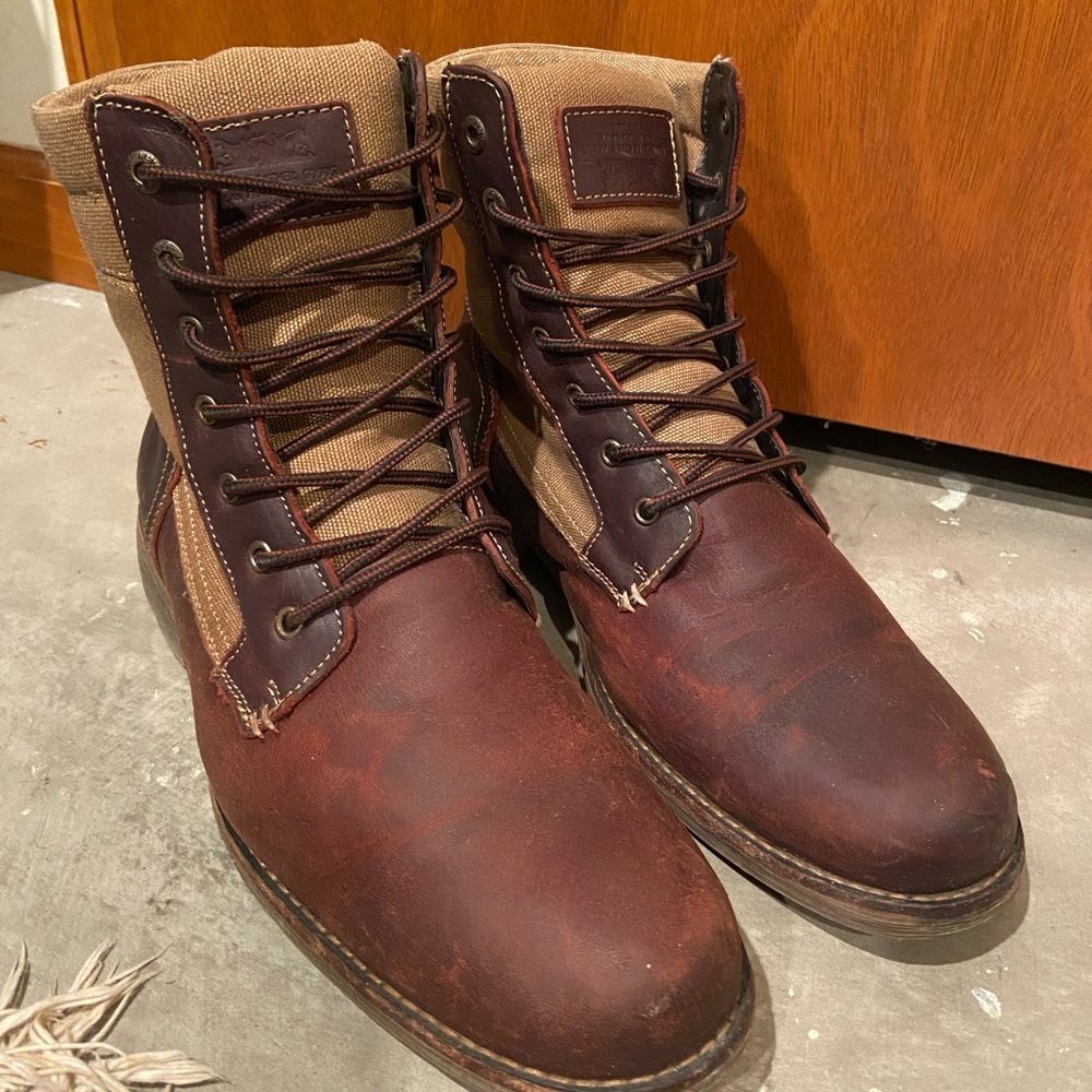 Levi’s Boots